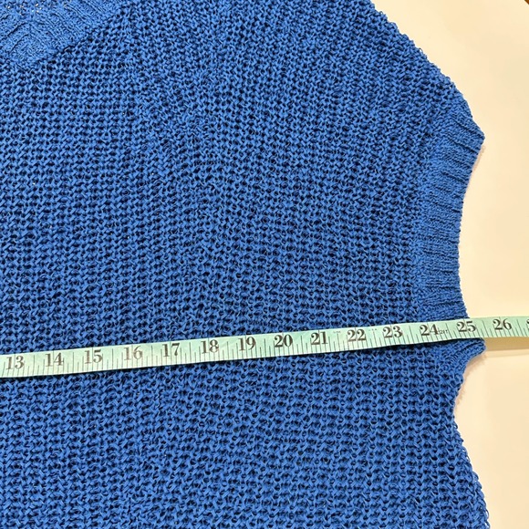 Tommy Bahama Marlin Open Knit V Neck Sleeveless Sweater Top Women M Blue Popover - Picture 8 of 9